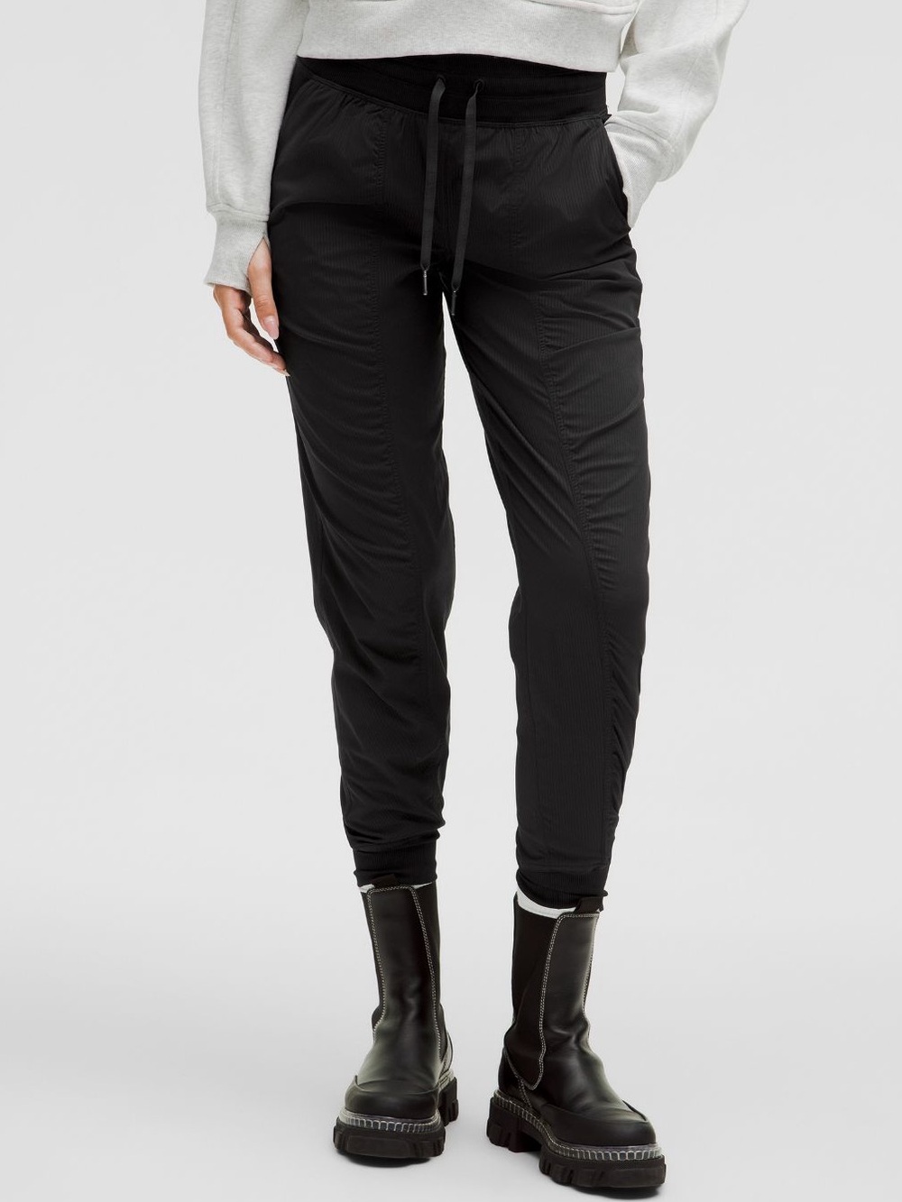 LULULEMON Dance Studio Jogger